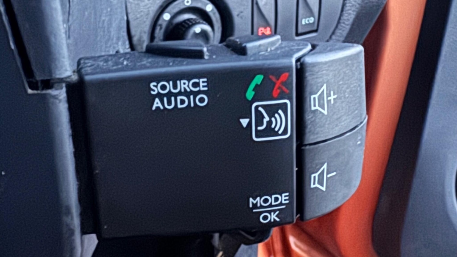 Used Dacia Sandero Stepway 2017 for sale - 76866102: Photo 28