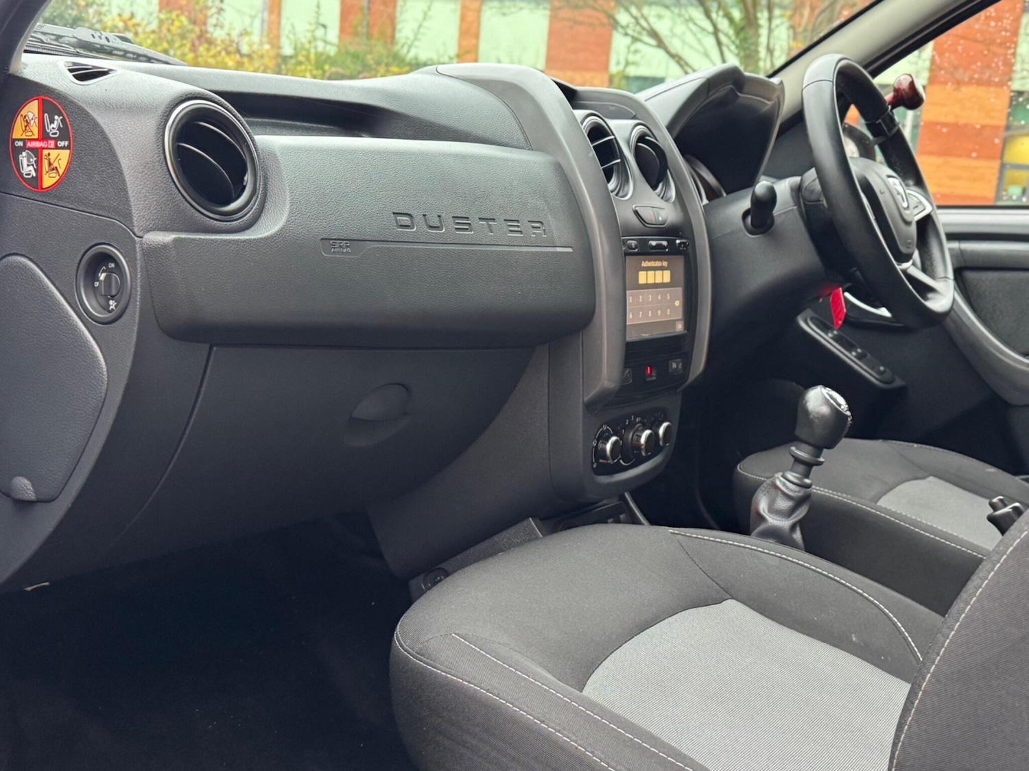 Used Dacia Duster 2017 for sale - 76780630: Photo 31