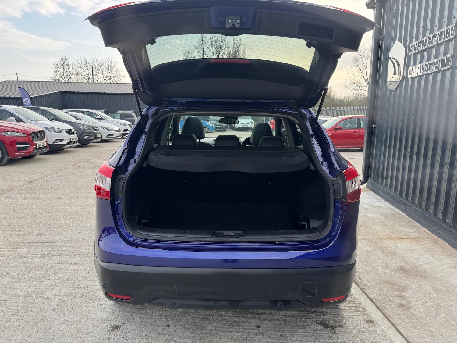 Used Nissan Qashqai 2015 for sale - 77524855: Photo 27