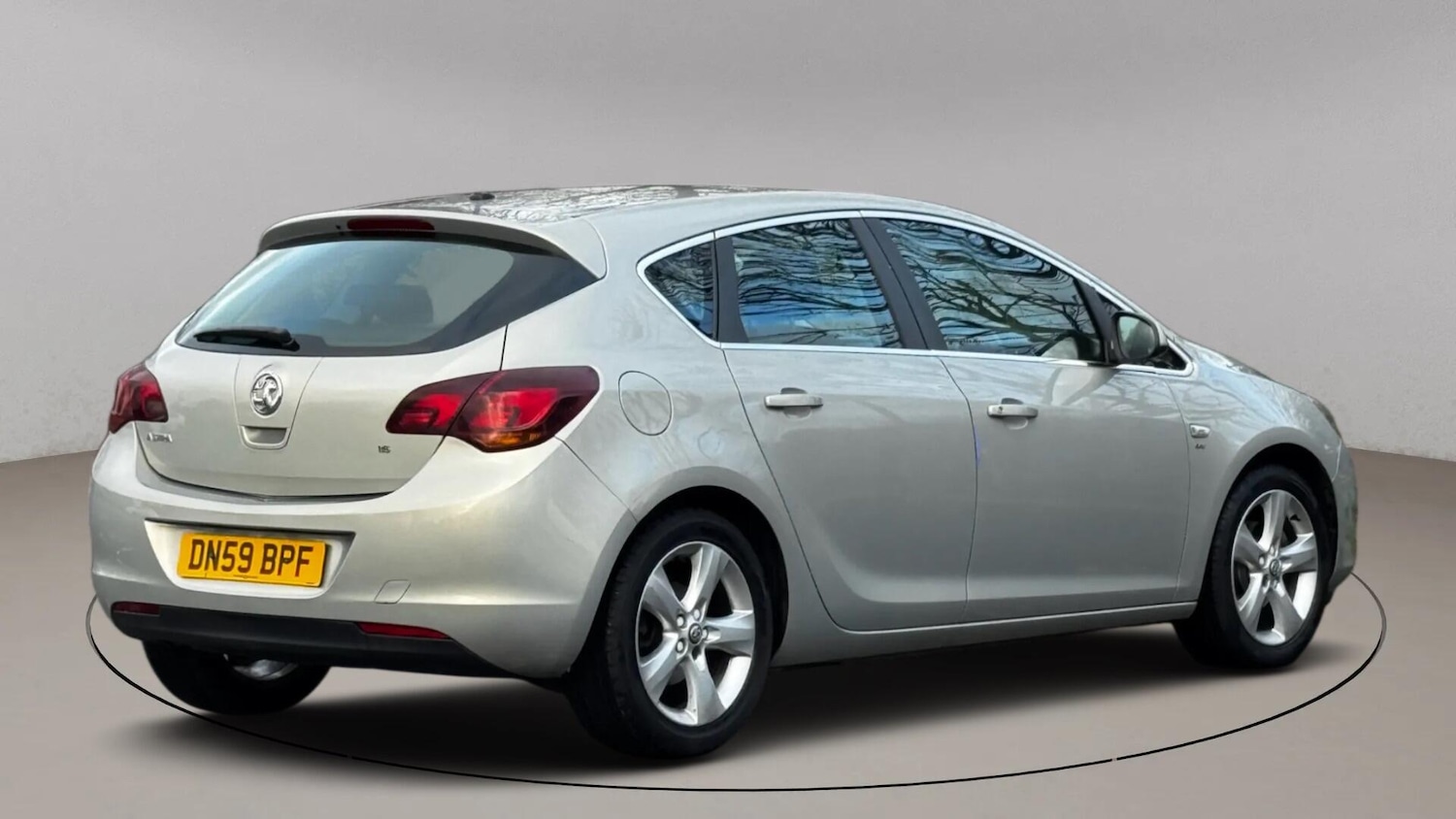 Used Vauxhall Astra 2010 for sale - 77267322: Photo 12
