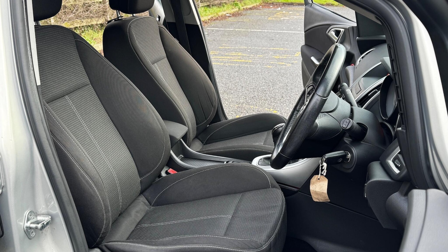 Used Vauxhall Astra 2010 for sale - 77267322: Photo 17