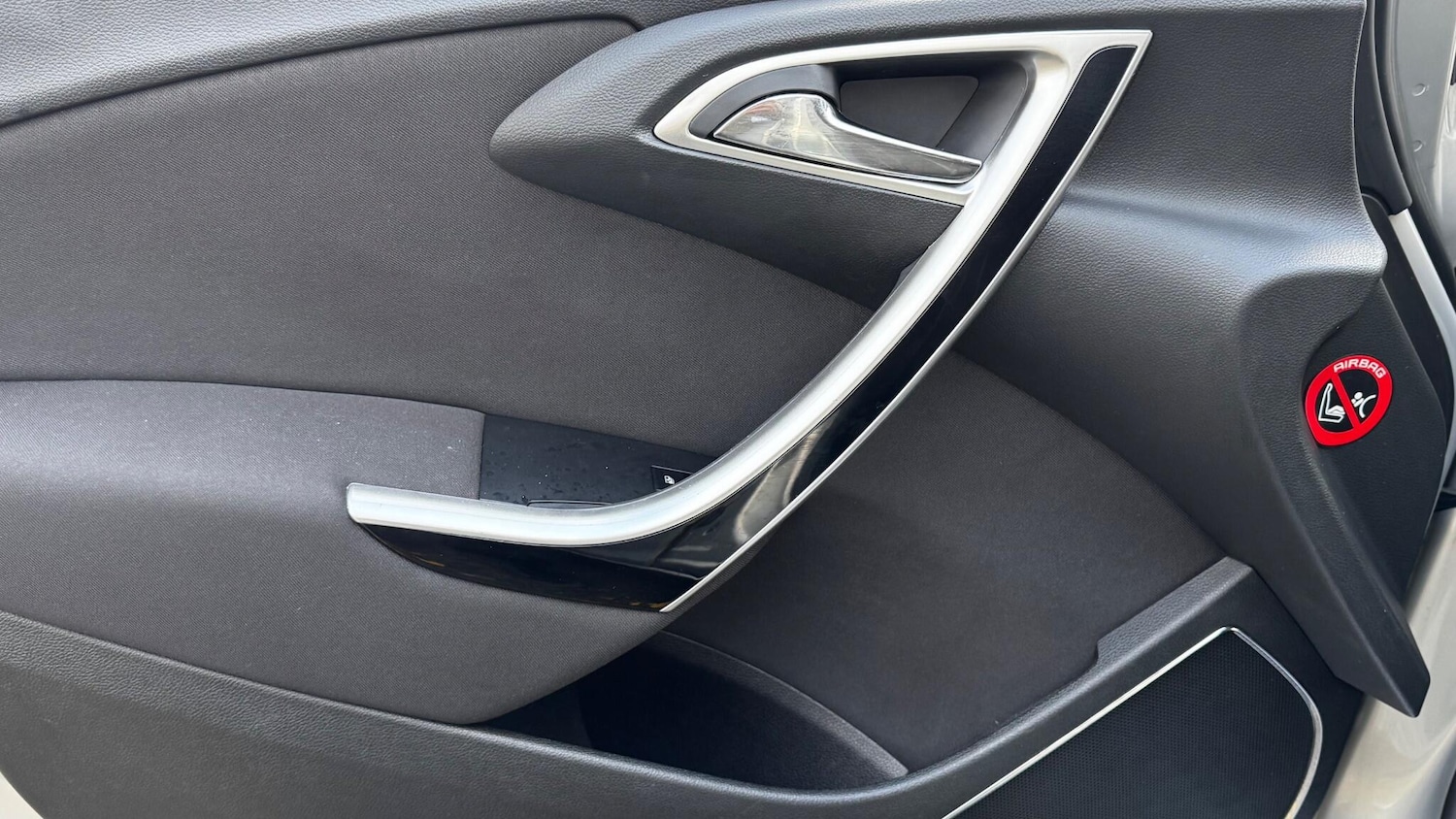 Used Vauxhall Astra 2010 for sale - 77267322: Photo 26