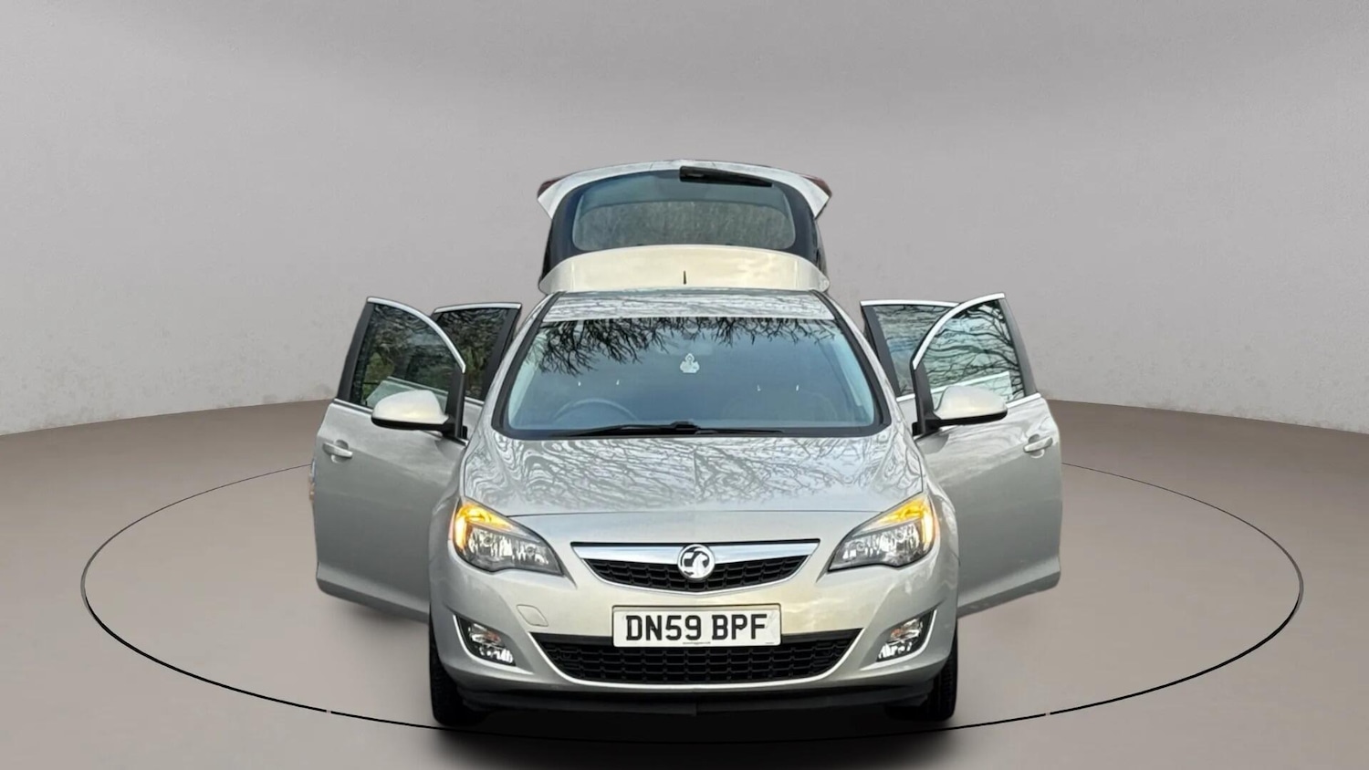 Used Vauxhall Astra 2010 for sale - 77267322: Photo 8