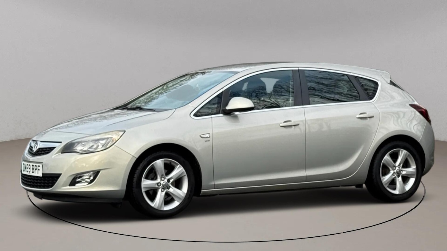 Used Vauxhall Astra 2010 for sale - 77267322: Photo 9