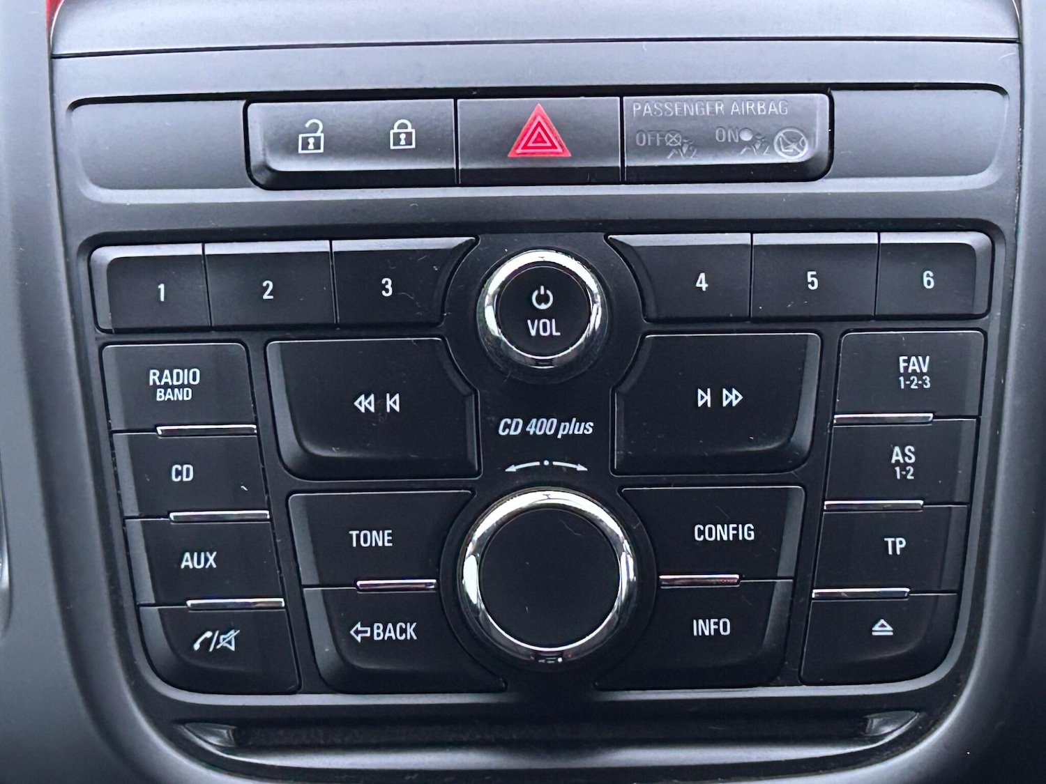 Used Vauxhall Zafira 2016 for sale - 77216016: Photo 12