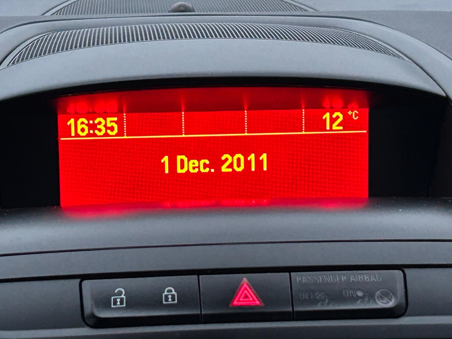 Used Vauxhall Zafira 2016 for sale - 77216016: Photo 13