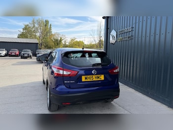 Used Nissan Qashqai 2015 for sale - 79472200: Photo