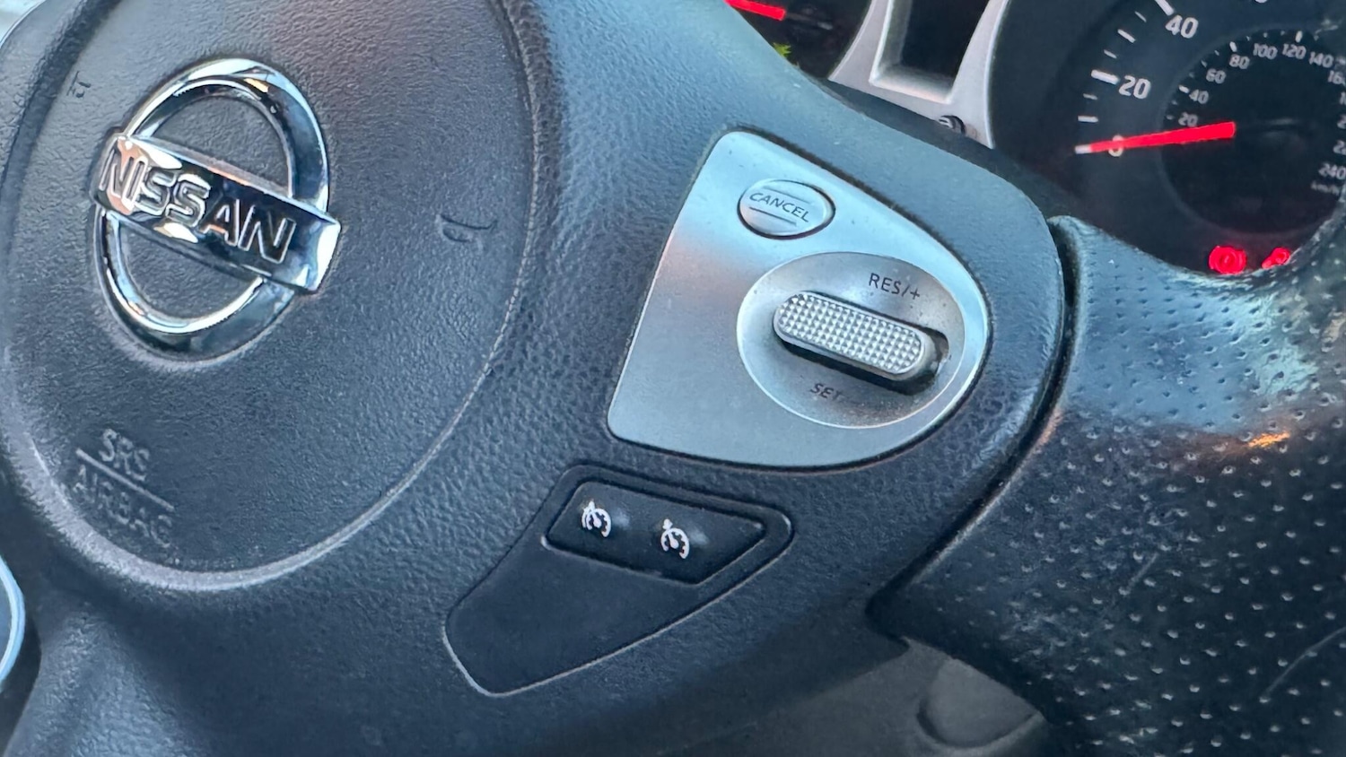 Used Nissan Juke for sale - 77015323: Photo 24