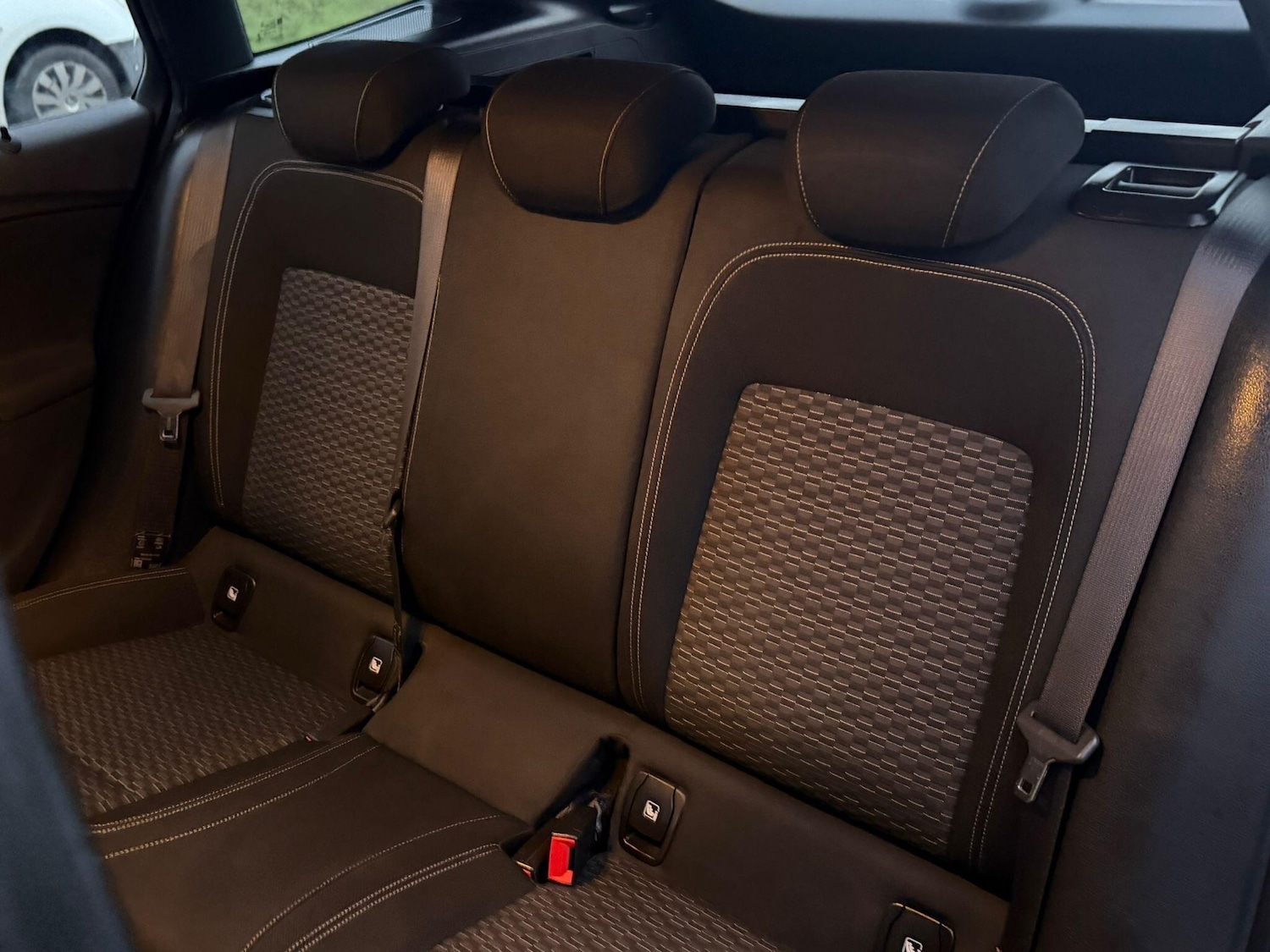 Used Vauxhall Astra 2017 for sale - 77255062: Photo 19