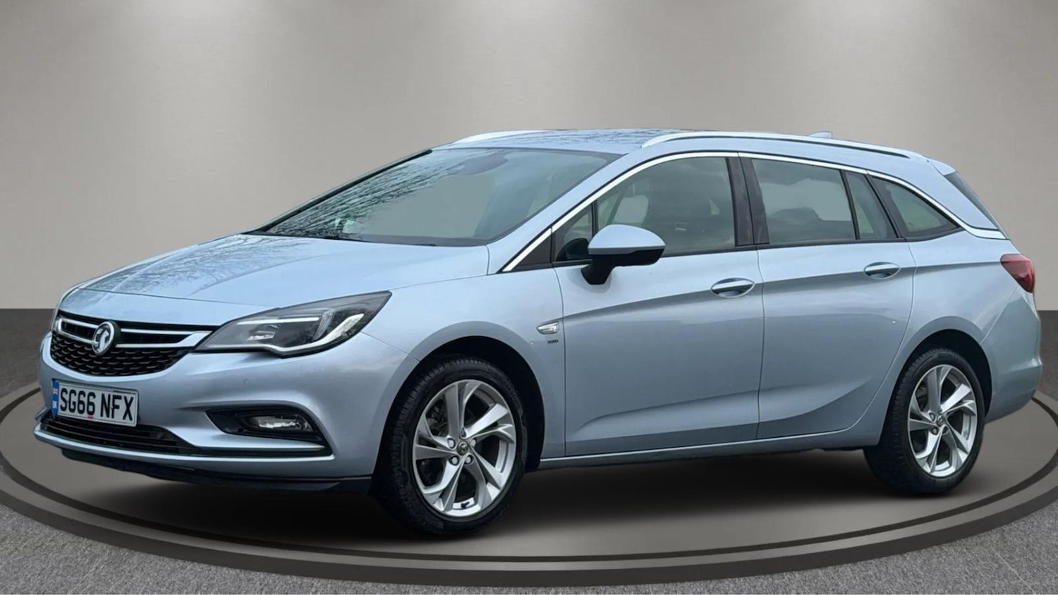 Used Vauxhall Astra 2017 for sale - 77255062: Photo 4