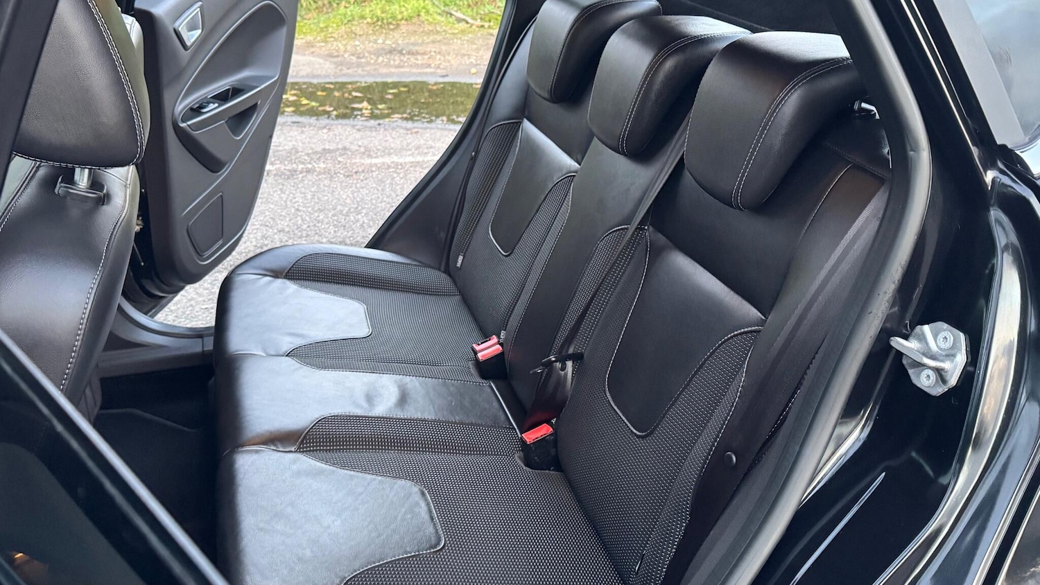 Used Ford Fiesta 2014 for sale - 76772145: Photo 29