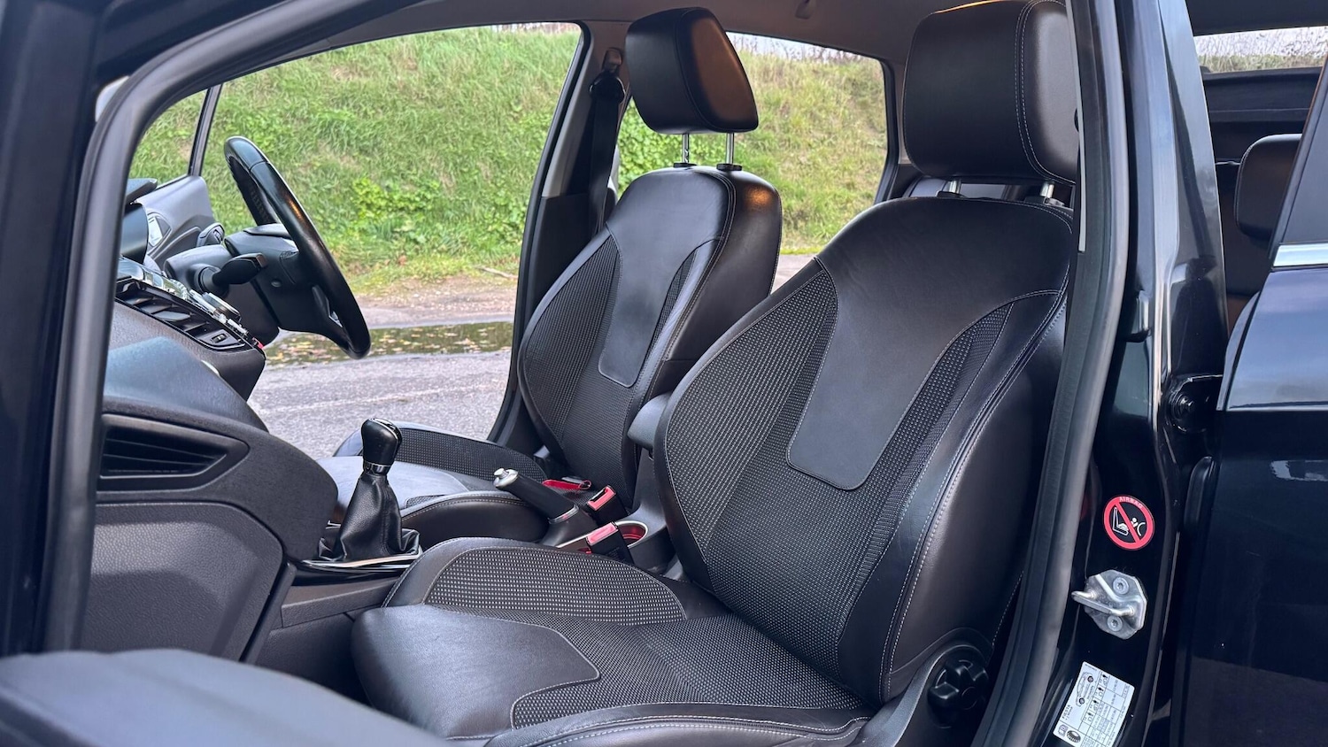 Used Ford Fiesta 2014 for sale - 76772145: Photo 42