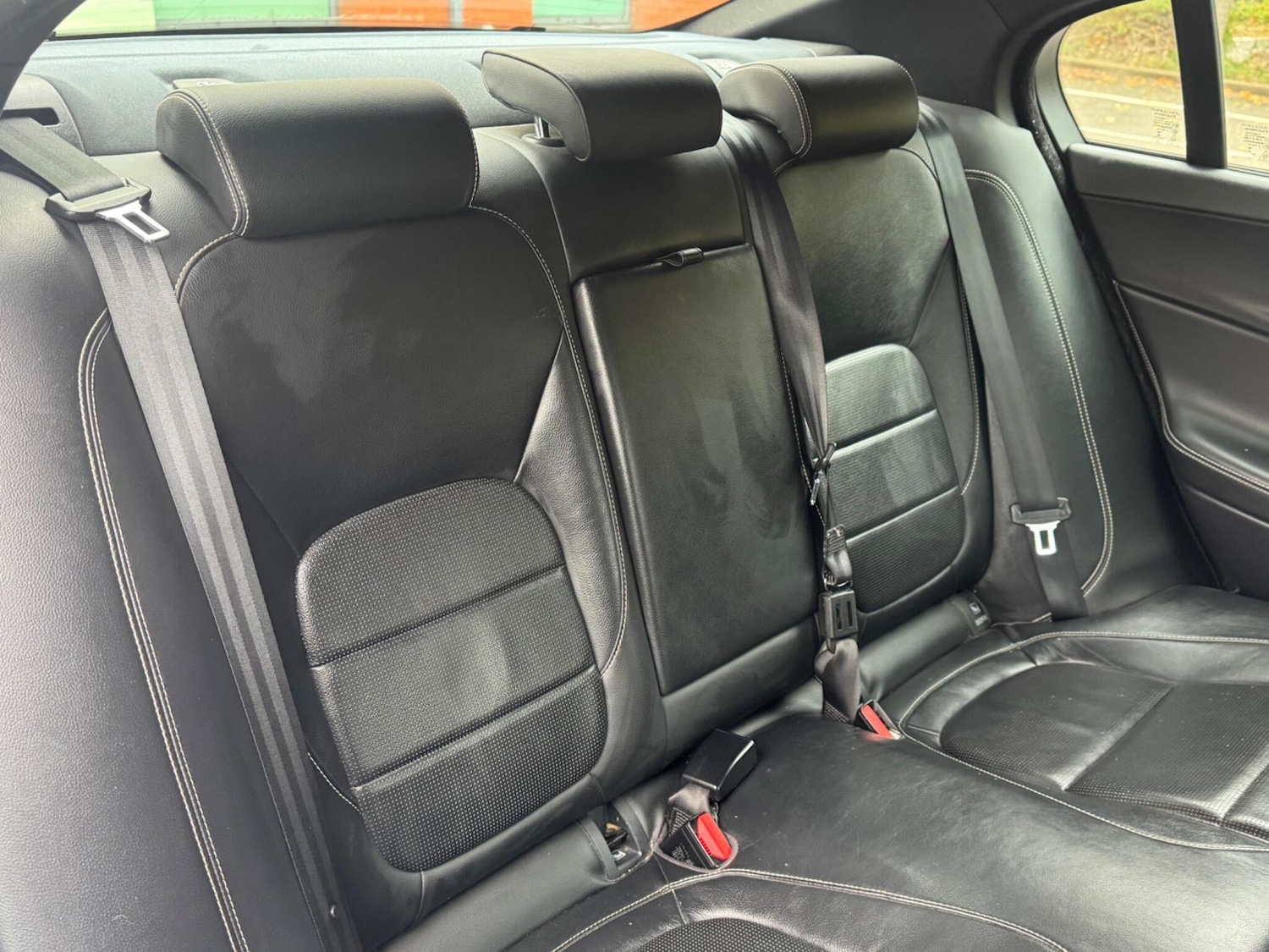 Used Jaguar XE 2016 for sale - 76585355: Photo 34