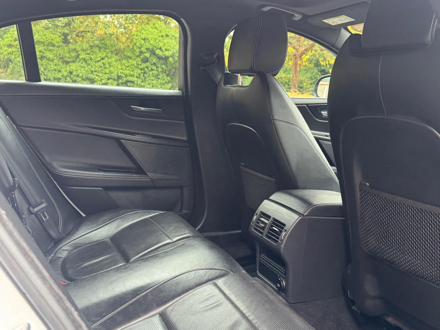 Used Jaguar XE 2016 for sale - 76585355: Photo 35