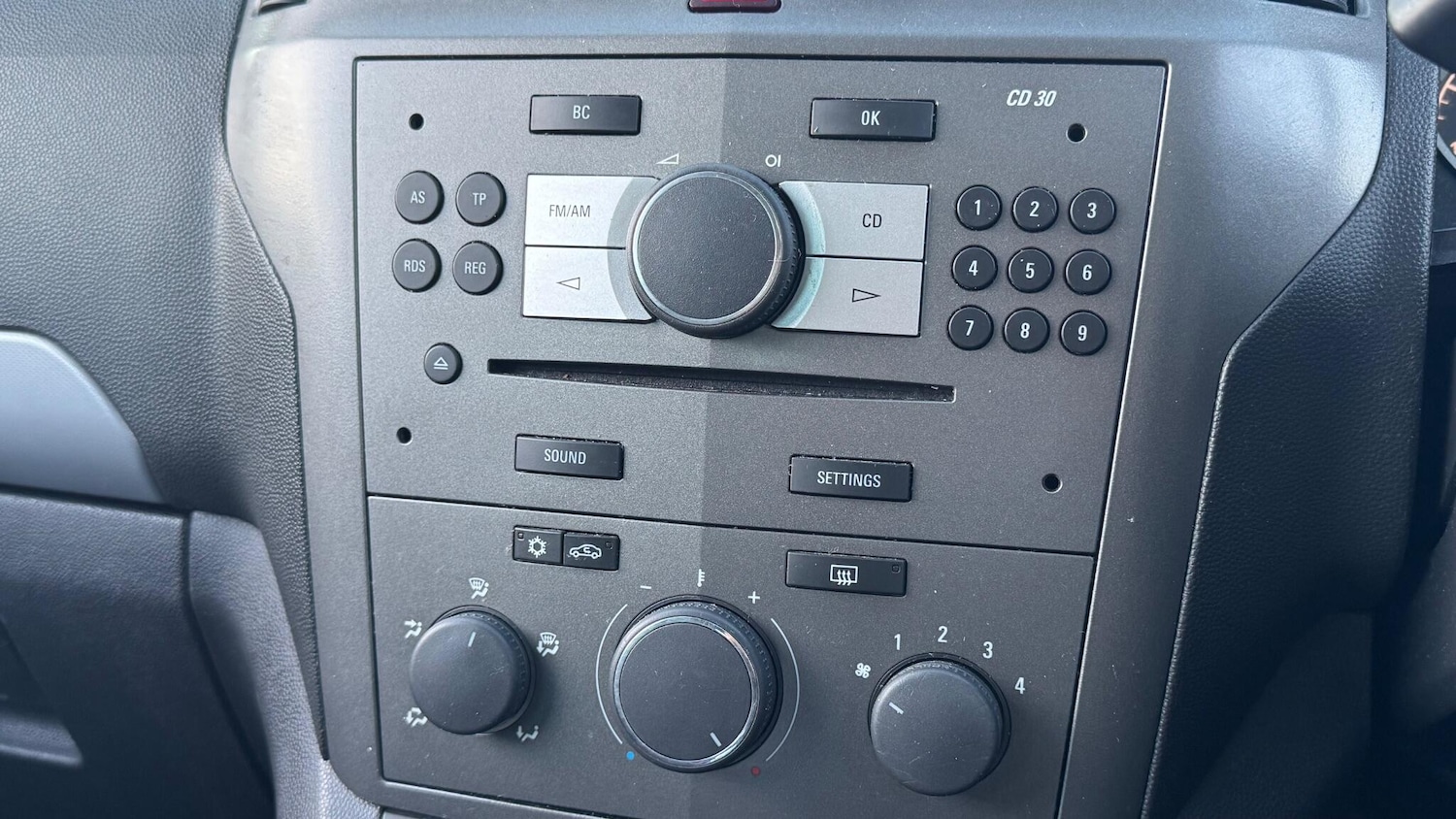 Used Vauxhall Zafira 2007 for sale - 77016714: Photo 23