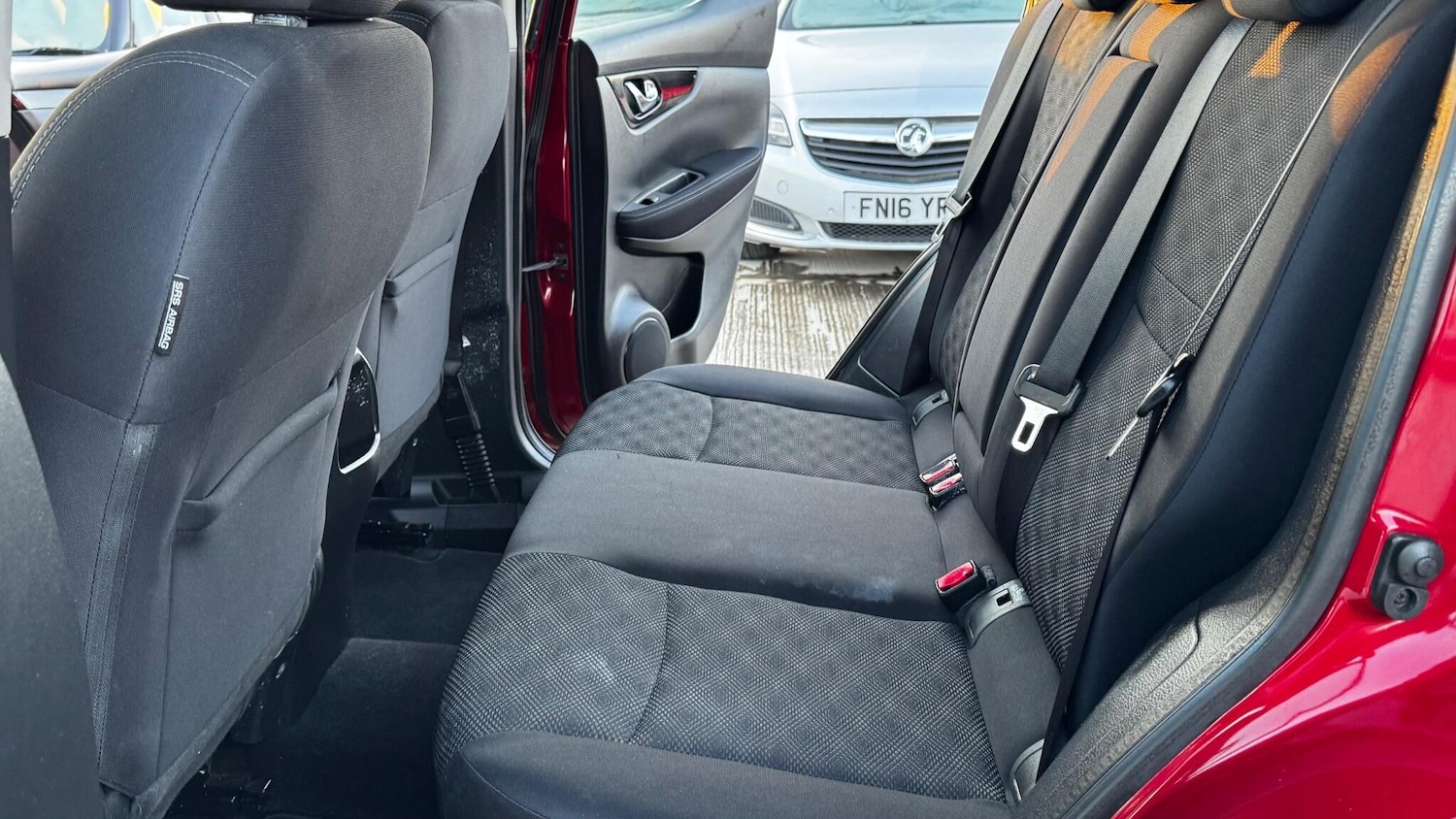 Used Nissan Qashqai for sale - 77670362: Photo 24