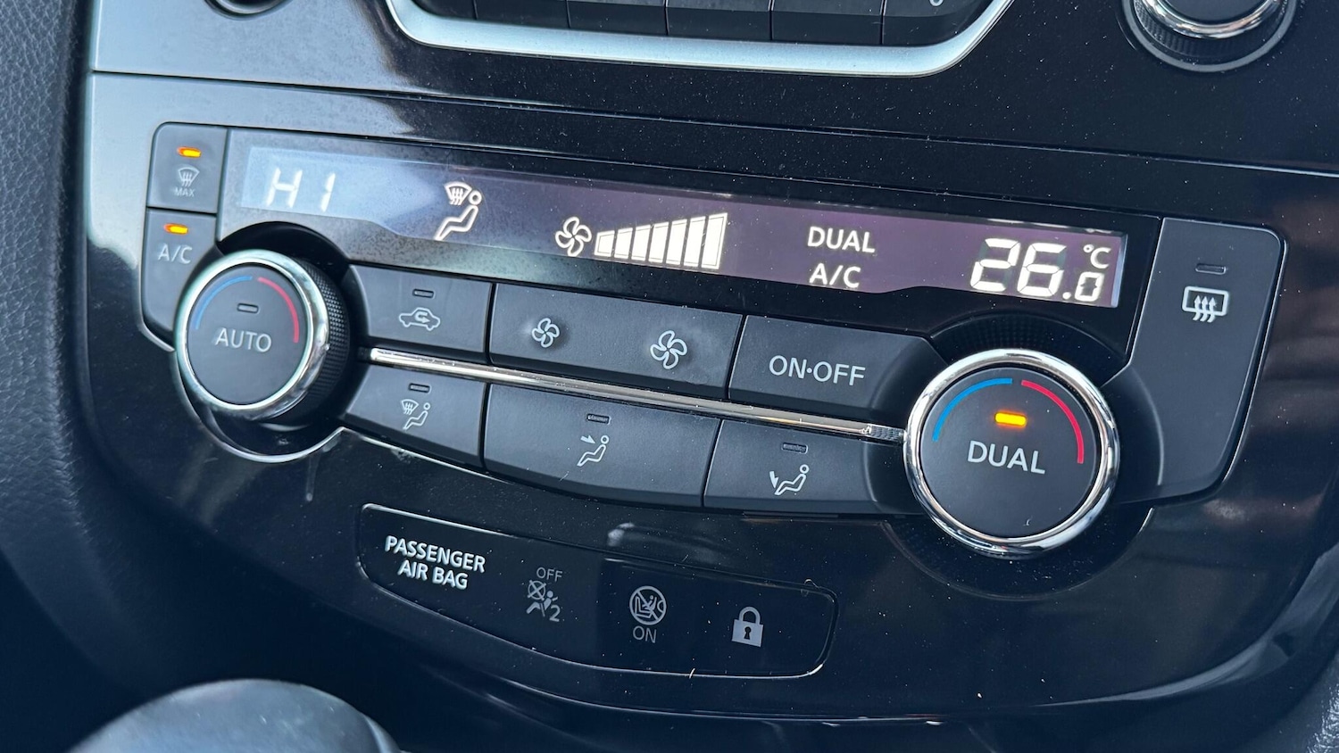 Used Nissan Qashqai for sale - 77670362: Photo 30