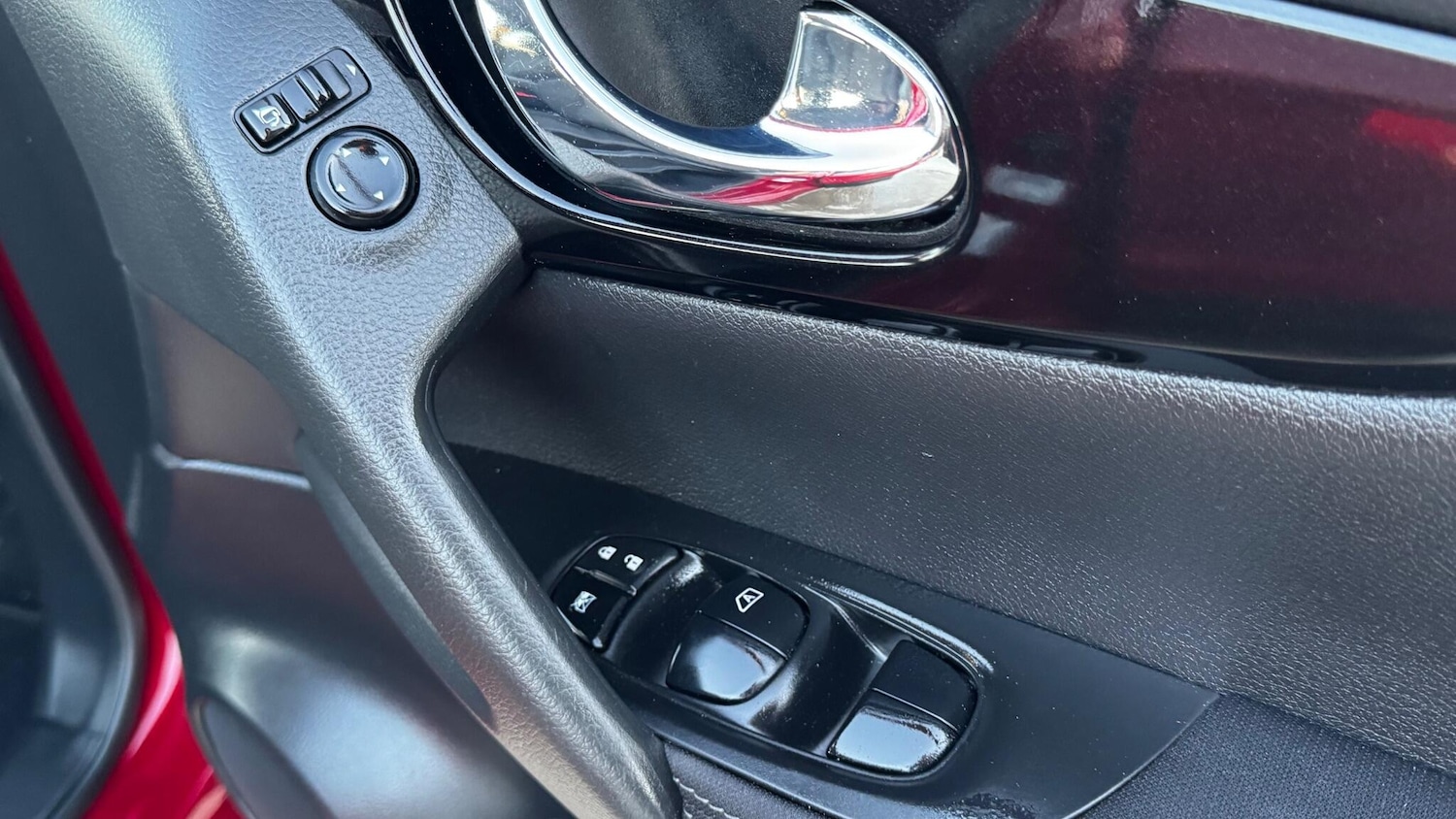 Used Nissan Qashqai for sale - 77670362: Photo 32