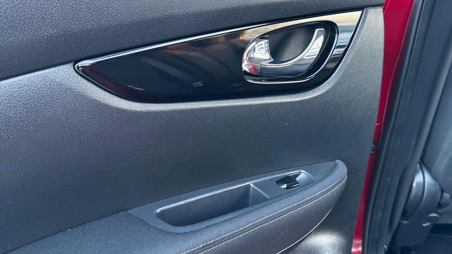 Used Nissan Qashqai for sale - 77670362: Photo 33