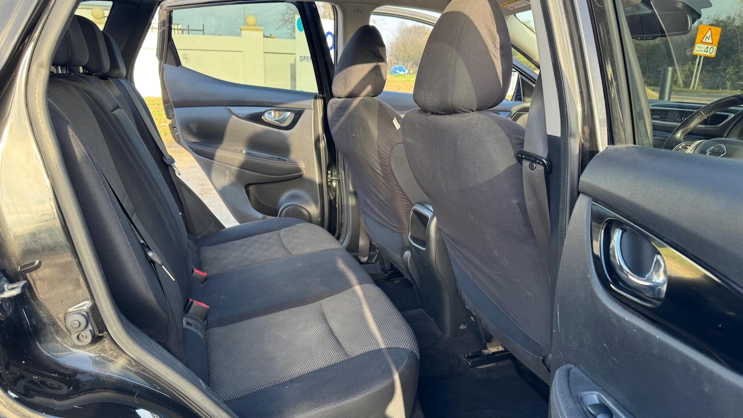 Used Nissan Qashqai 2015 for sale - 77097917: Photo 23