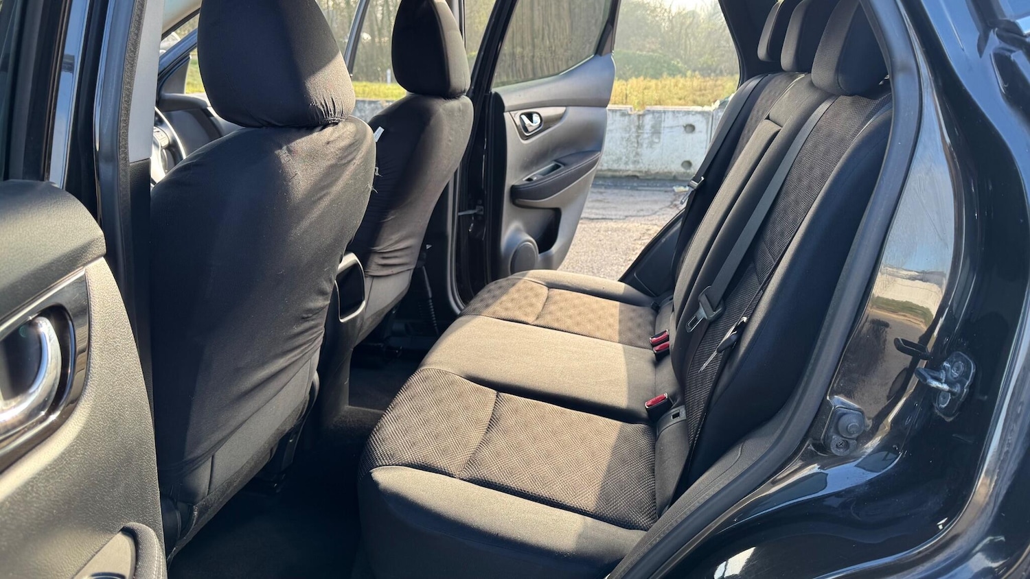 Used Nissan Qashqai 2015 for sale - 77097917: Photo 24