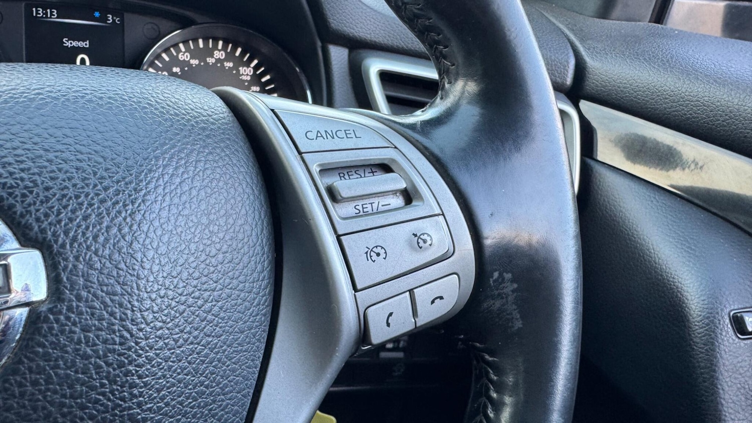 Used Nissan Qashqai 2015 for sale - 77097917: Photo 28