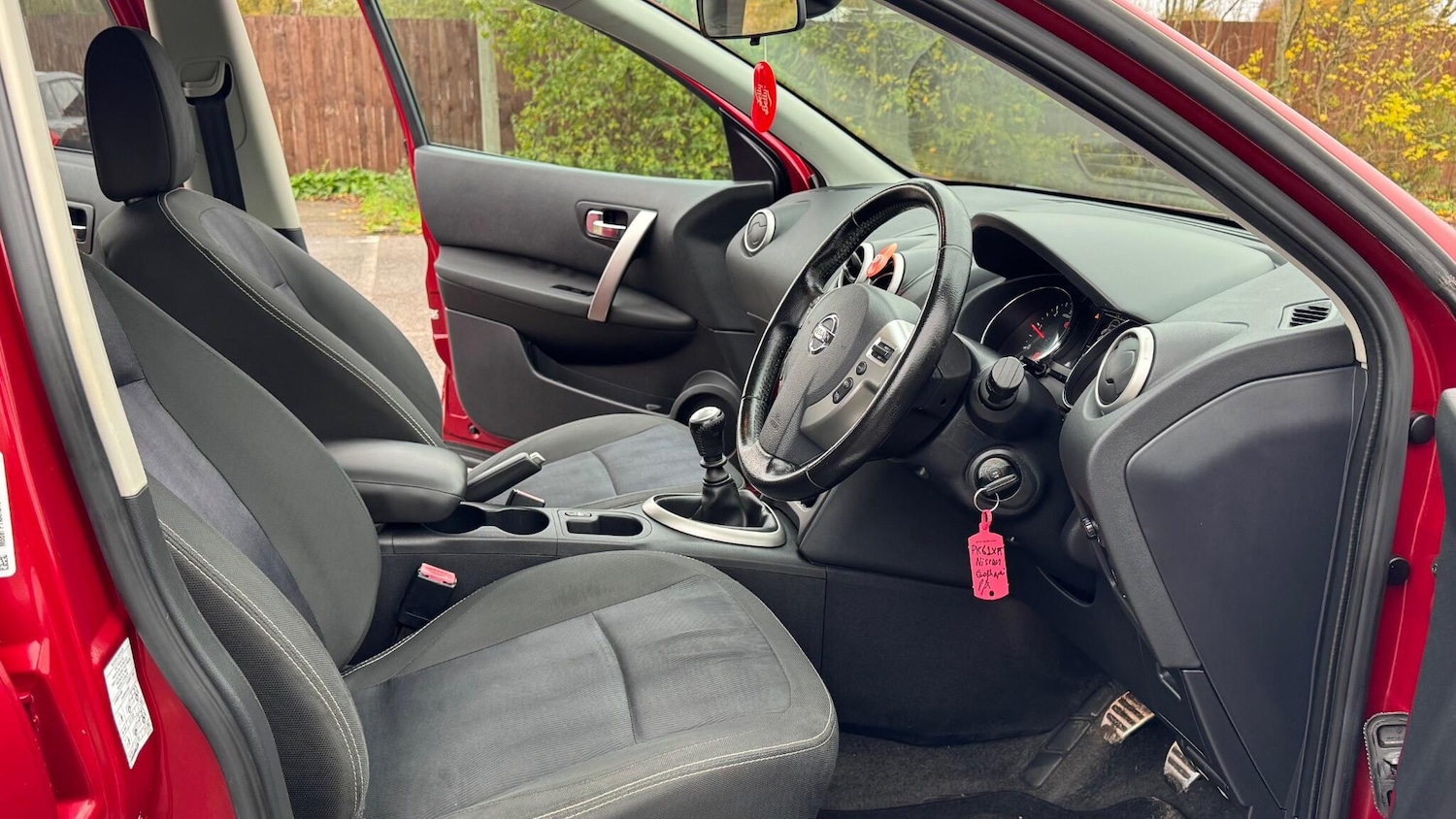 Used Nissan Qashqai 2011 for sale - 76765539: Photo 18