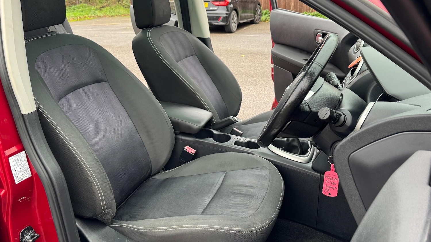 Used Nissan Qashqai 2011 for sale - 76765539: Photo 20