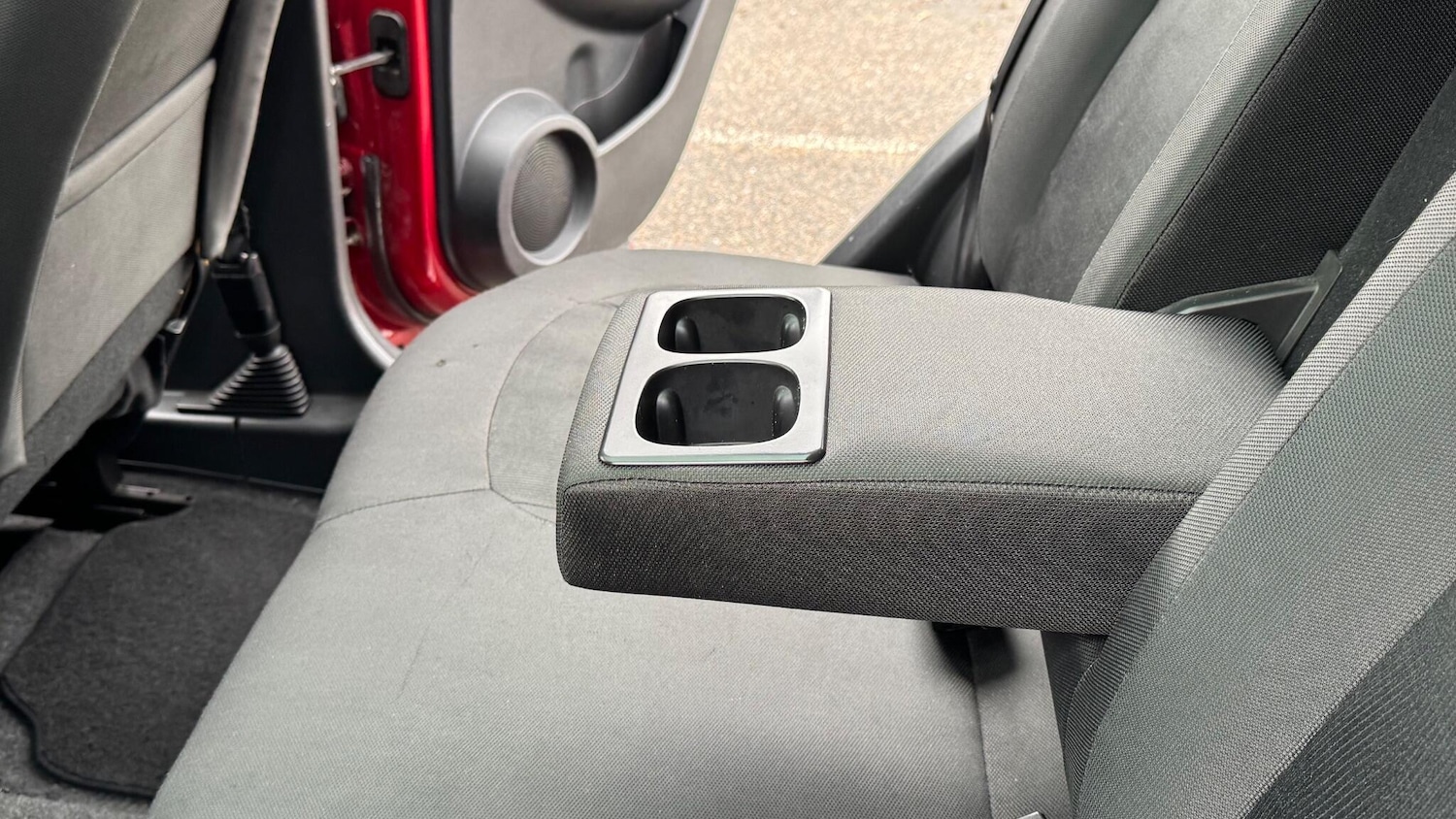 Used Nissan Qashqai 2011 for sale - 76765539: Photo 24