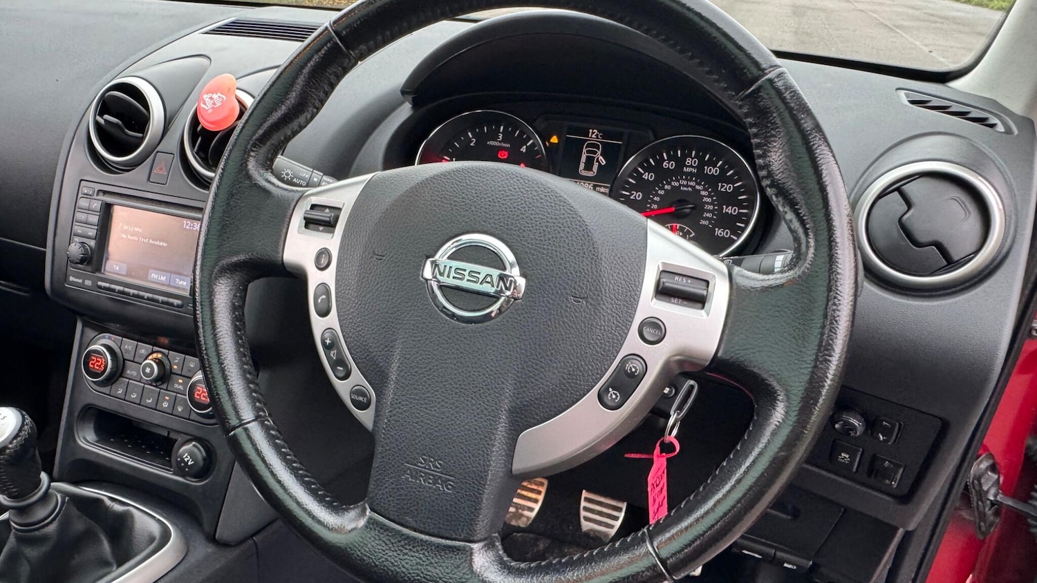 Used Nissan Qashqai 2011 for sale - 76765539: Photo 31