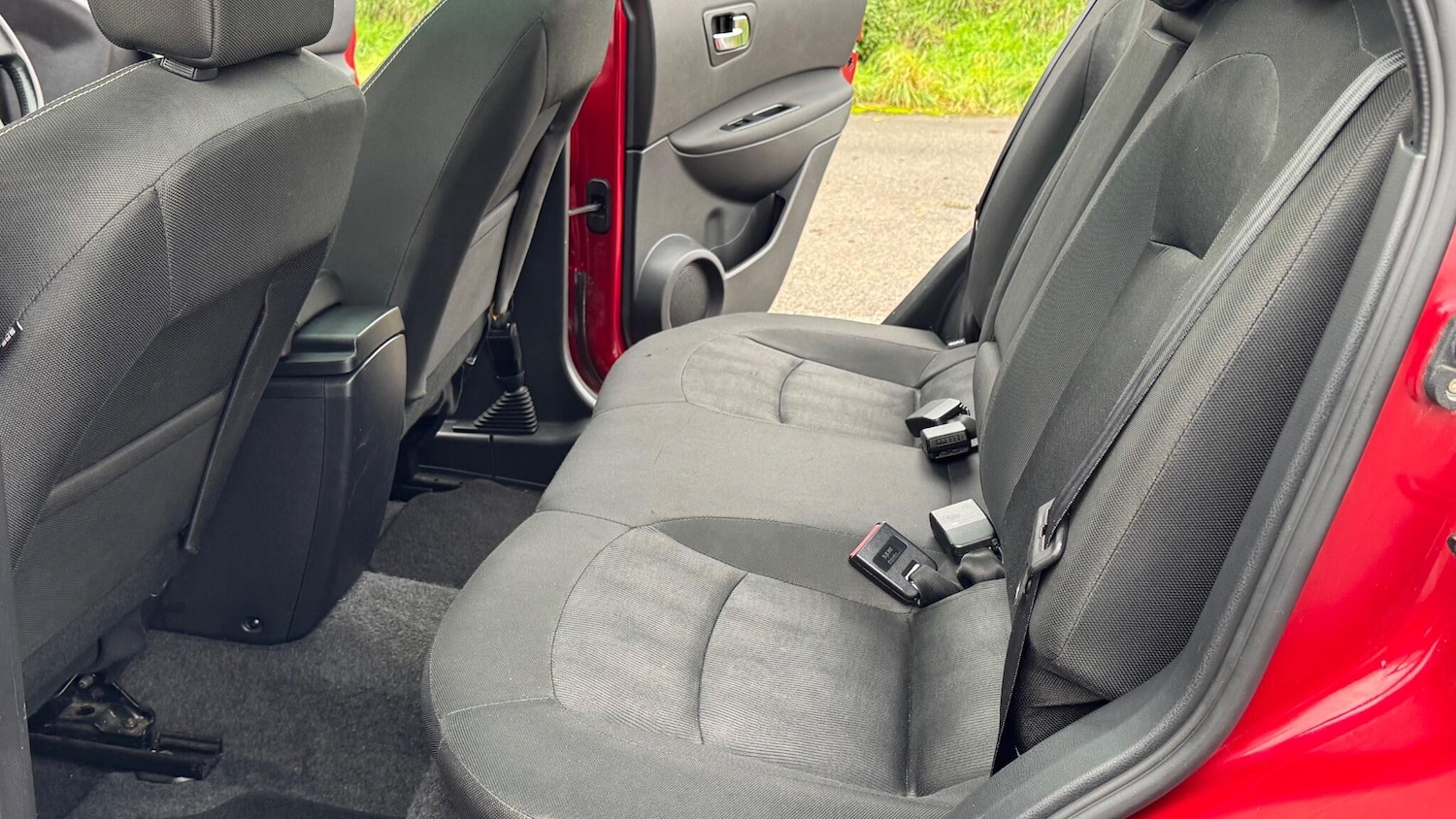 Used Nissan Qashqai 2011 for sale - 76765539: Photo 34