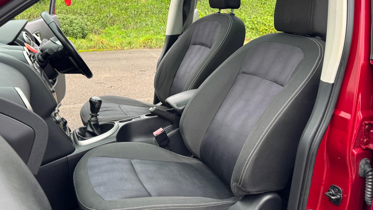 Used Nissan Qashqai 2011 for sale - 76765539: Photo 36