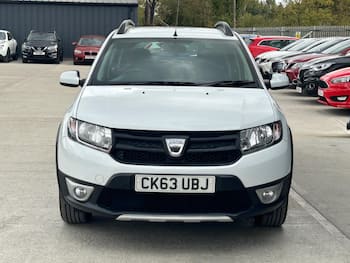 Used Dacia Sandero Stepway 2013 for sale - 79774586: Photo