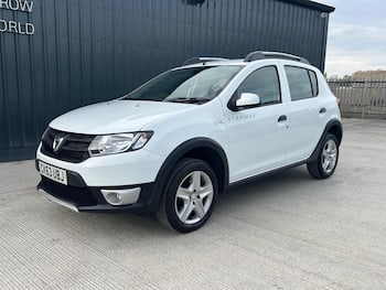 Used Dacia Sandero Stepway 2013 for sale - 79774586: Photo