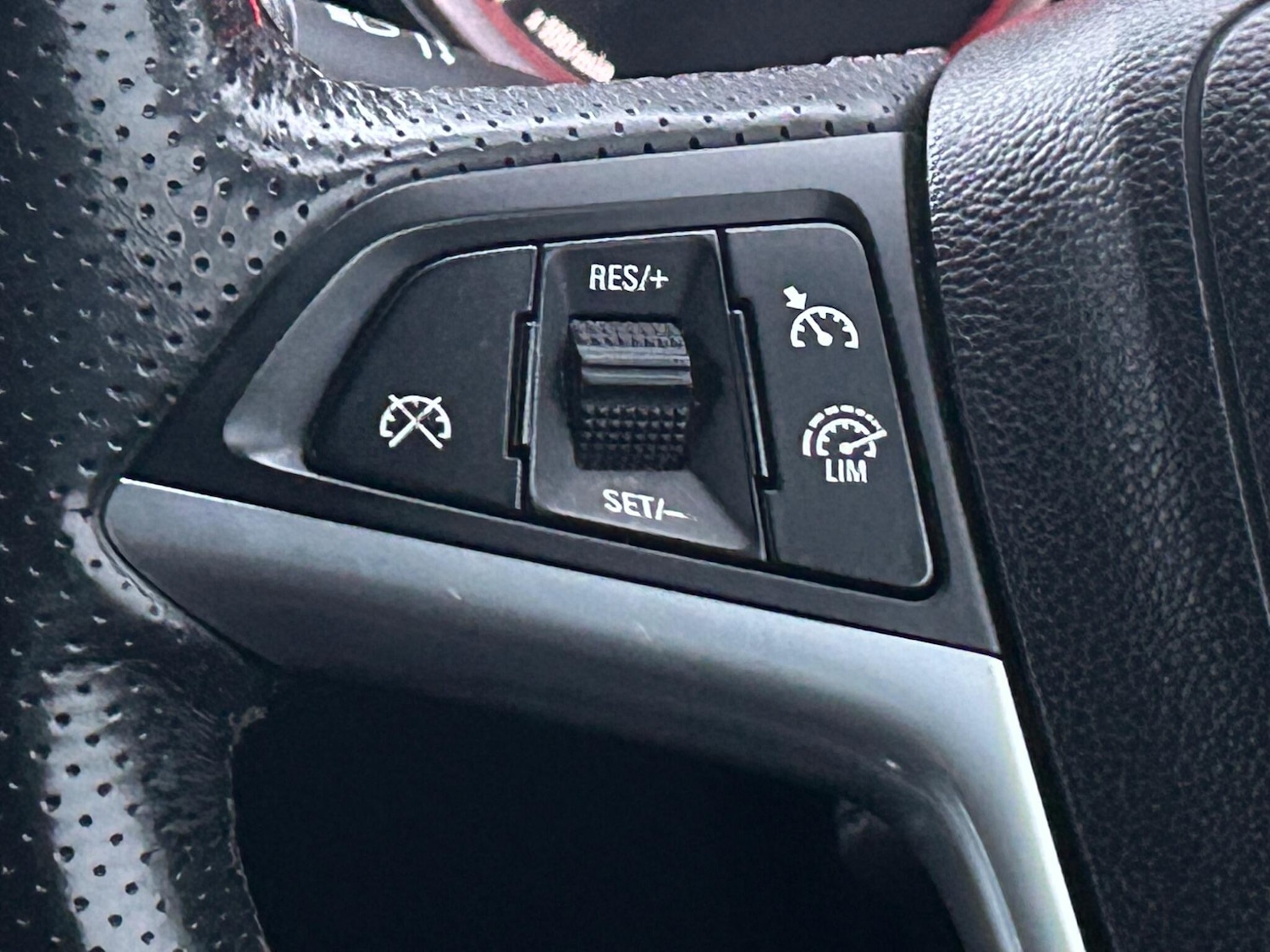 Used Vauxhall Zafira 2016 for sale - 76780982: Photo 20