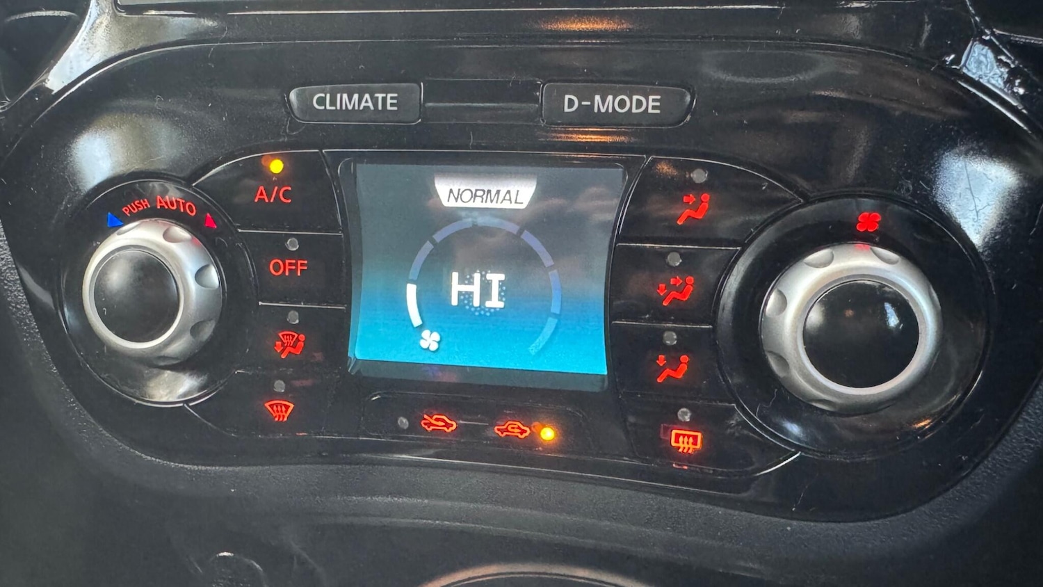 Used Nissan Qashqai 2016 for sale - 76584034: Photo 51