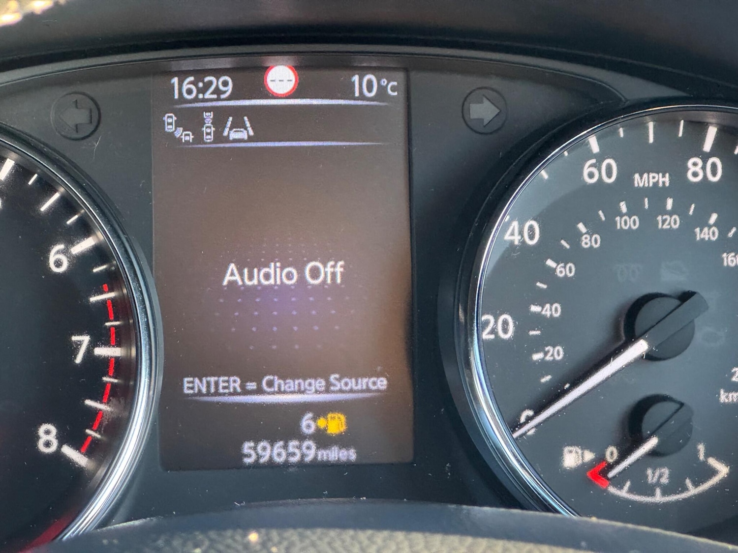 Used Nissan Qashqai 2014 for sale - 76584033: Photo 25