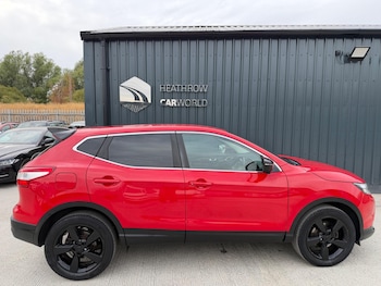 Used Nissan Qashqai 2017 for sale - 79565102: Photo