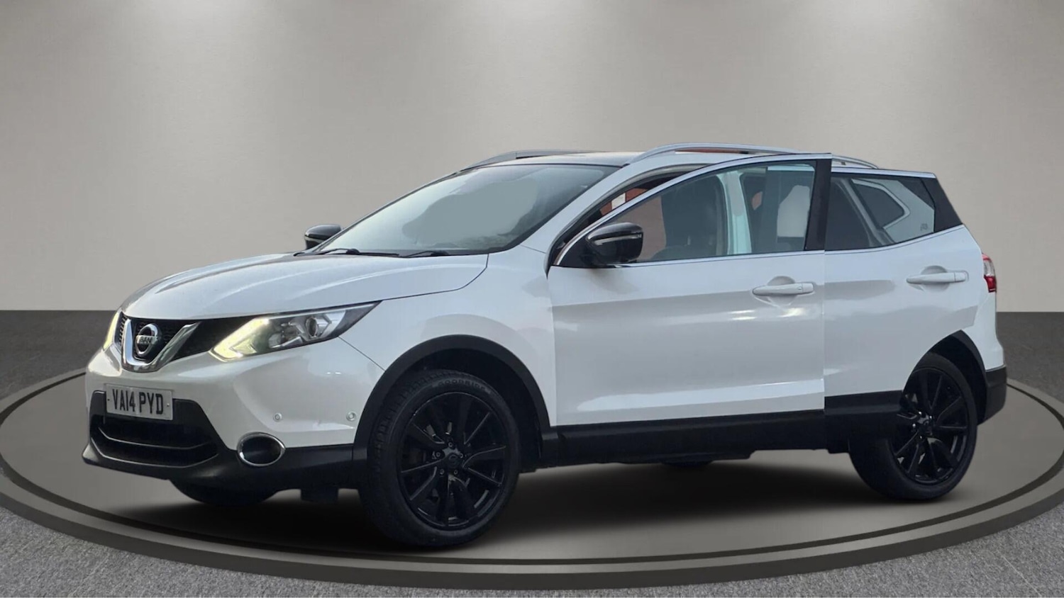 Used Nissan Qashqai 2014 for sale - 77097880: Photo 4