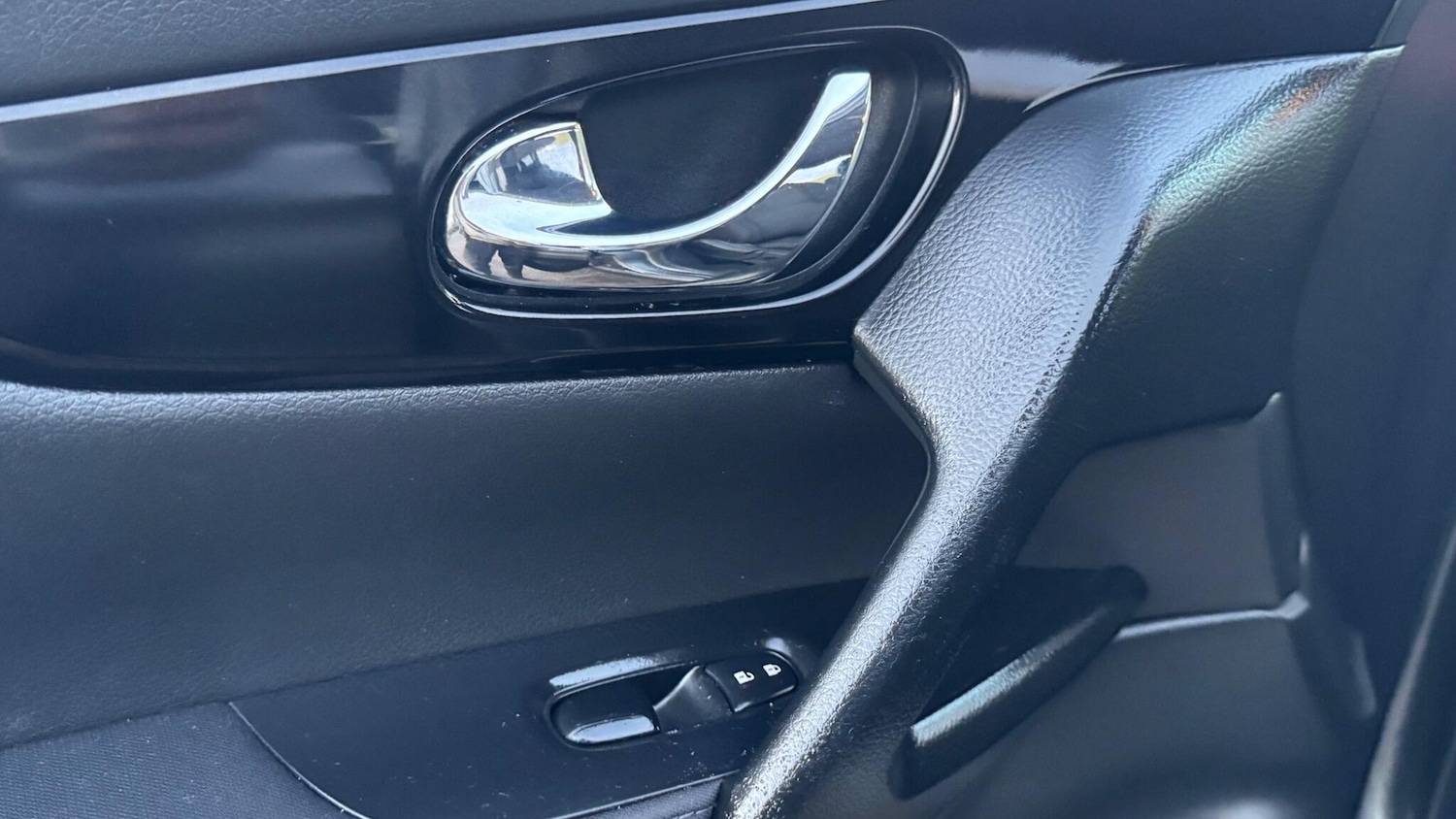 Used Nissan Qashqai 2015 for sale - 76801263: Photo 37