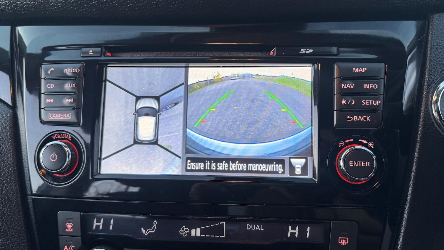 Used Nissan Qashqai 2015 for sale - 76801263: Photo 39