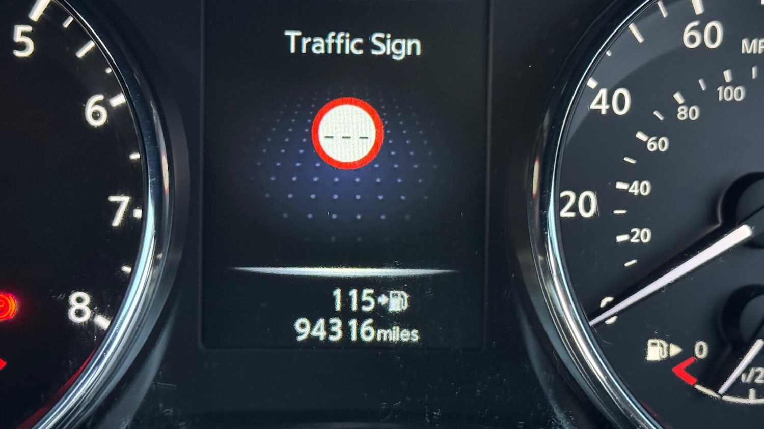 Used Nissan Qashqai 2015 for sale - 76801263: Photo 47