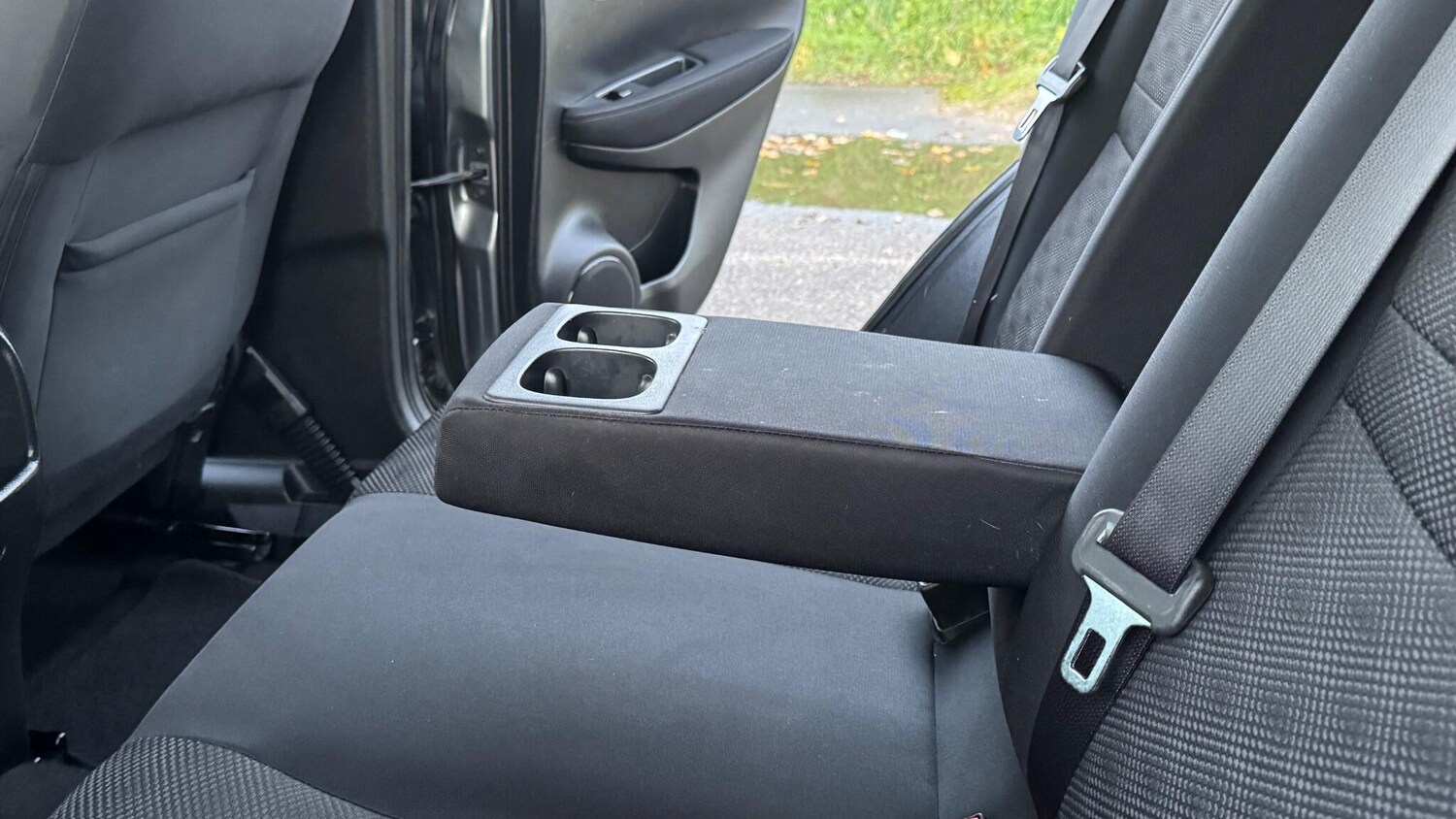 Used Nissan Qashqai 2015 for sale - 76801263: Photo 53