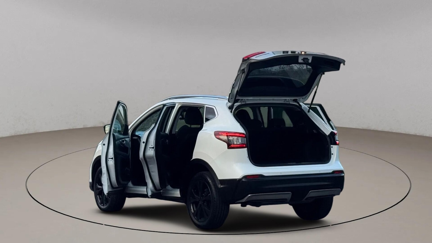 Used Nissan Qashqai 2017 for sale - 76645428: Photo 13