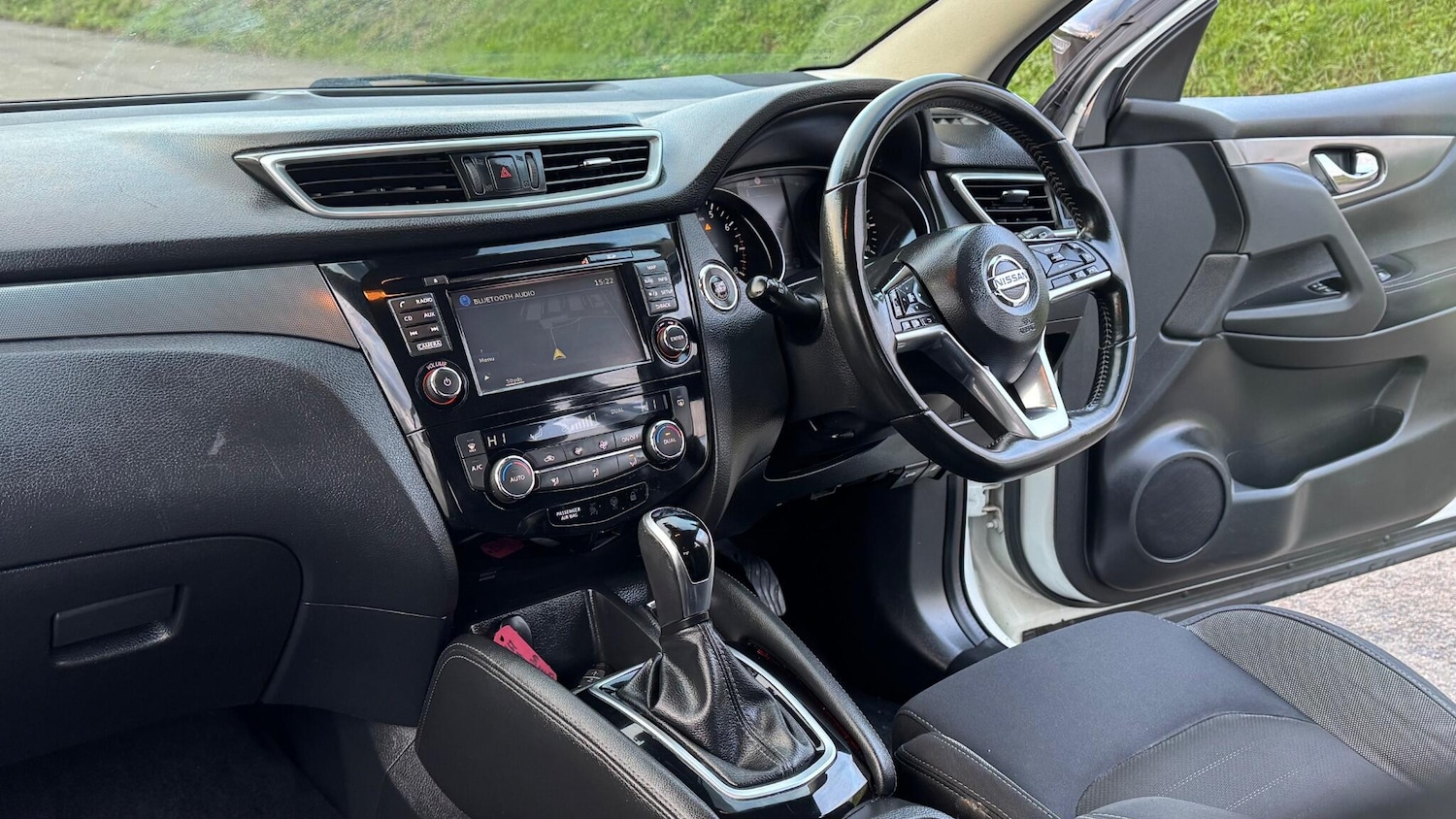 Used Nissan Qashqai 2017 for sale - 76645428: Photo 18