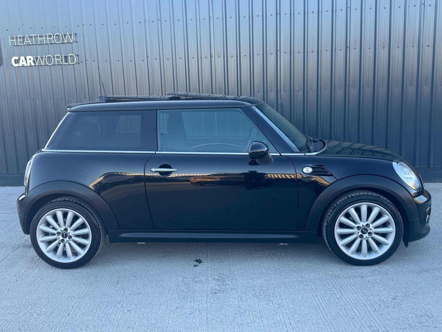 Used MINI Hatch for sale - 78157772: Photo 2