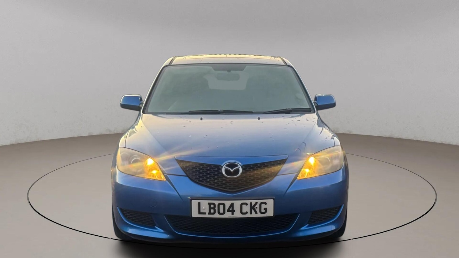 Used Mazda Mazda3 2004 for sale - 77098071: Photo 3