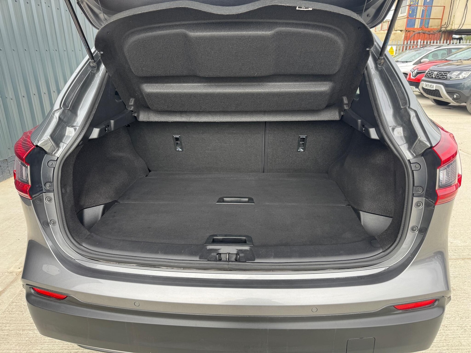 Used Nissan Qashqai for sale - 78204925: Photo 19