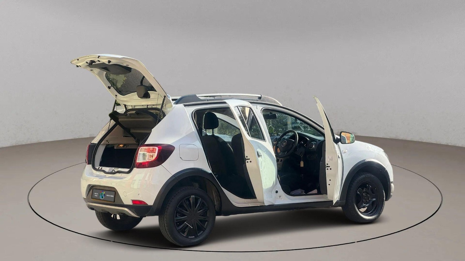 Used Dacia Sandero Stepway 2015 for sale - 76584067: Photo 15