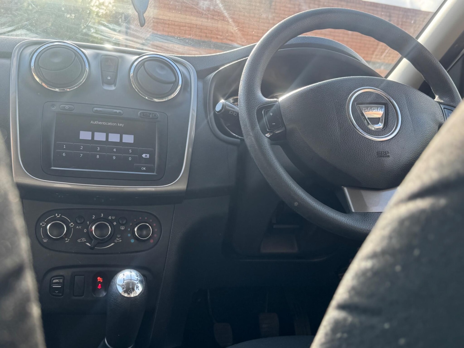 Used Dacia Sandero Stepway 2015 for sale - 76584067: Photo 22